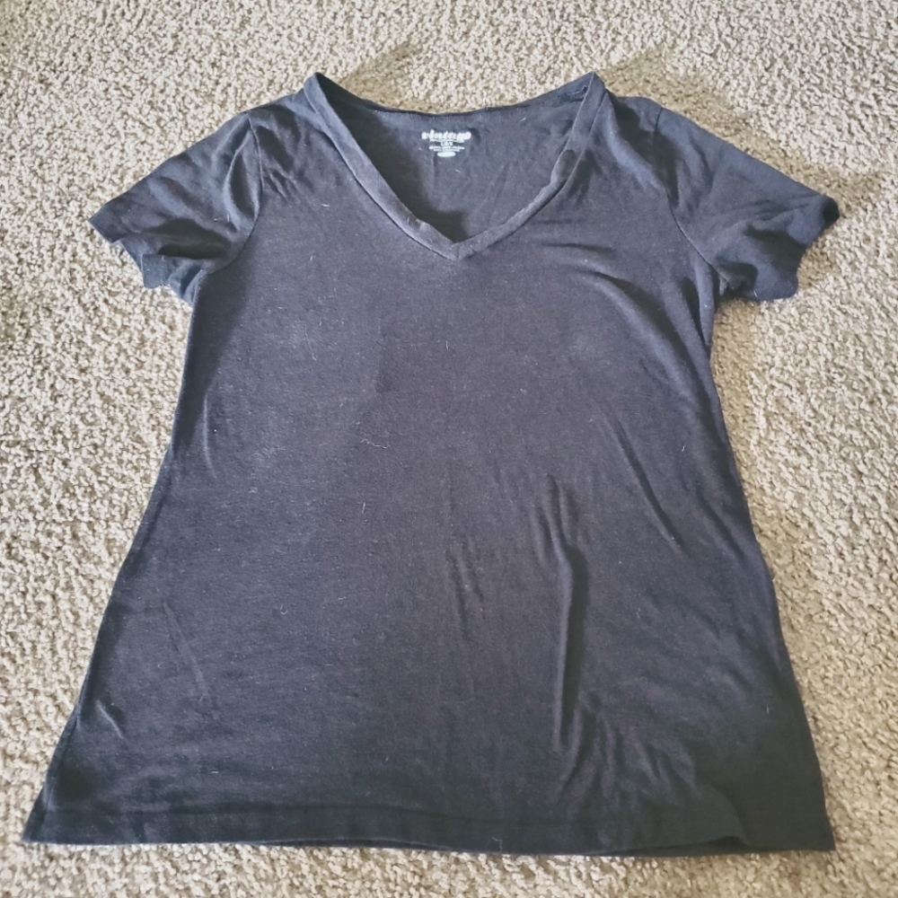 Old navy t shirt vneck